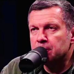 Соловьев