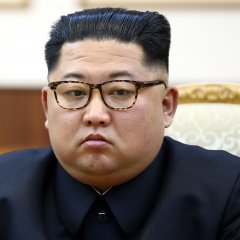 Ким грустный