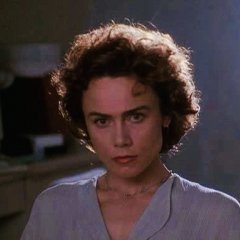 Lena Olin