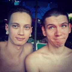 Женёк Хрен-Ангельский и его подружка