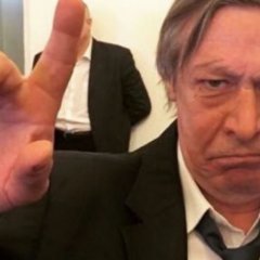 Пьяный Михаил Ефремов