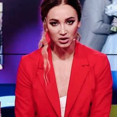 Бузова