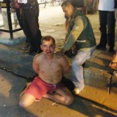 Пьяный рускай турист в Таиланде