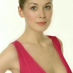 Rosamund Pike