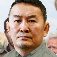 Халтмаагийн Баттулга в военной форме в Мене