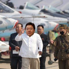 Kim Jong Elbegdorj in North Korean airfield