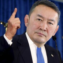 Battulga Trump