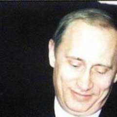 Украина сосет