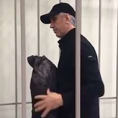 Авторитет в клетке
