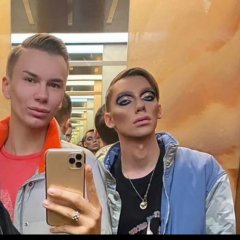 Два пидораса