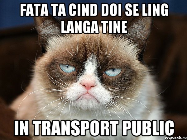 fata ta cind doi se ling langa tine in transport public