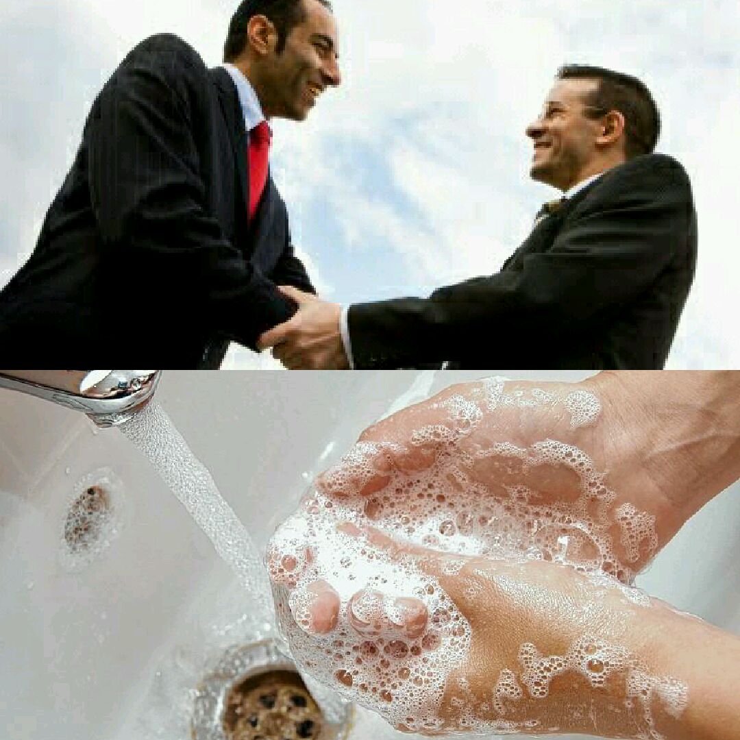 Мем мытье рук после рукопожатия