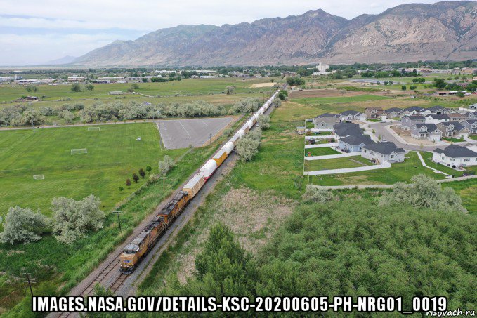  images.nasa.gov/details-ksc-20200605-ph-nrg01_0019, Мем SLS - Boosters - Departure Utah 05-06-2020