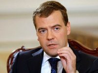 Создать мем  Медведев нельзя так просто