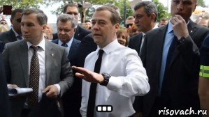  ..., Мем Медведев - денег нет но вы держитесь там
